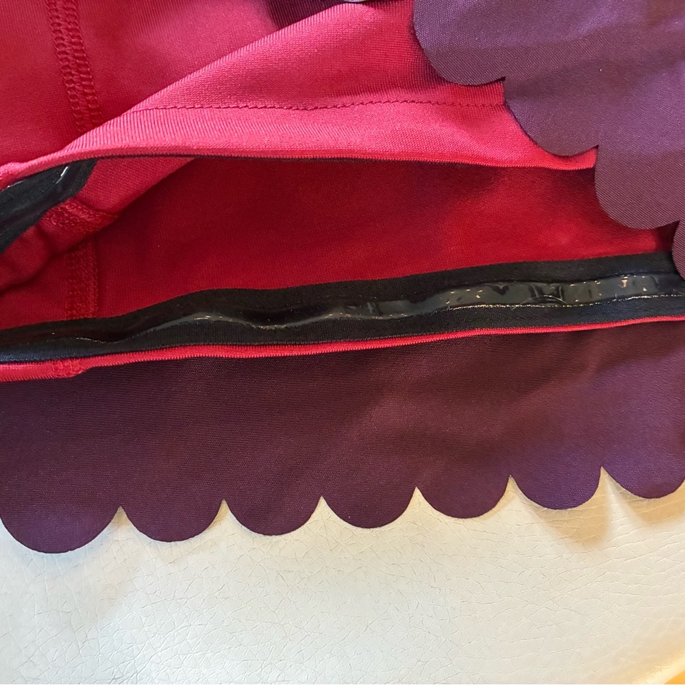 NWOT Tuckernuck Sport Set in Winetasting SzM - Picture 3 of 5
